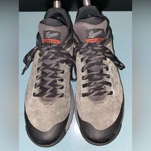 Danner Trail 2650 GTX Dark Gray/Brick Red Hiking Shoes Lace Up Men's Size 9.5